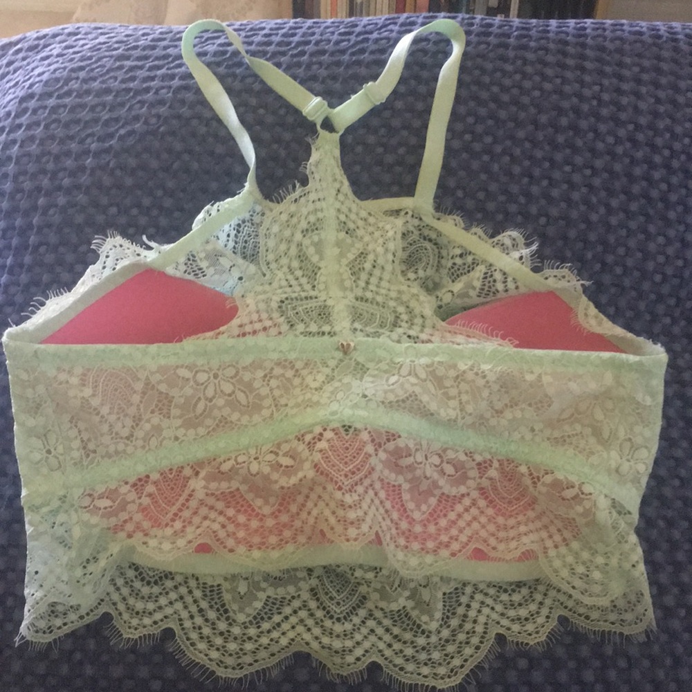 Structured, fun bralette - Picture 2 of 4